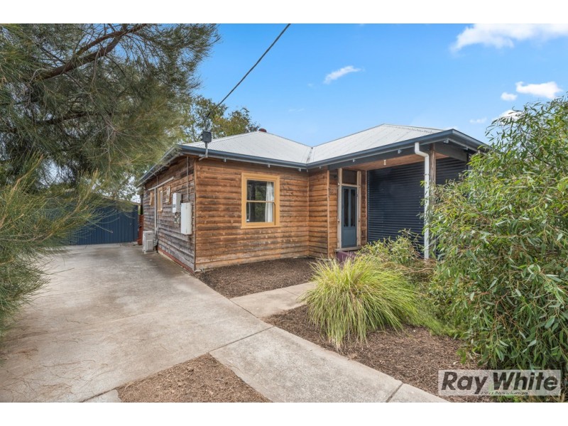 11 Keirana Avenue, Port Noarlunga SA 5167