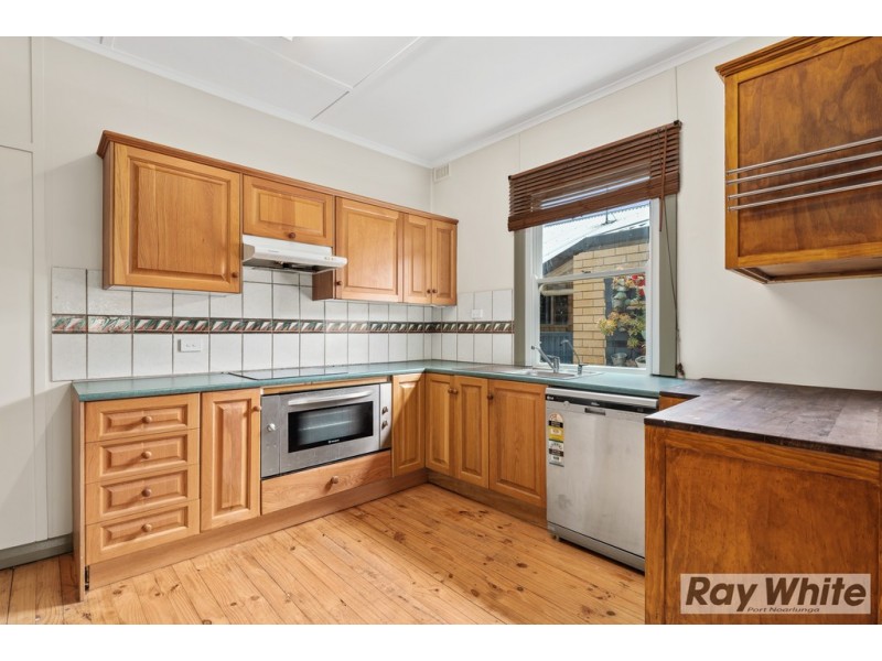 11 Keirana Avenue, Port Noarlunga SA 5167