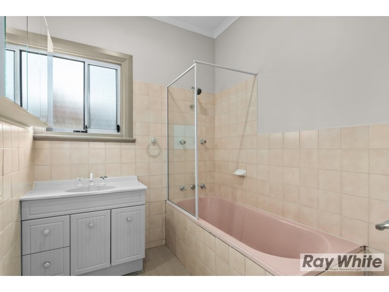 11 Keirana Avenue, Port Noarlunga SA 5167