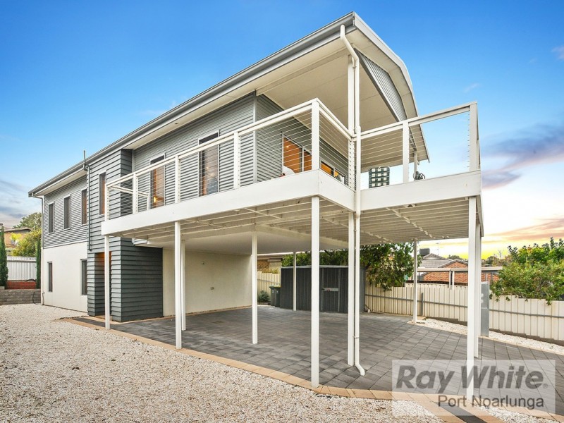 2 River Road, Port Noarlunga SA 5167