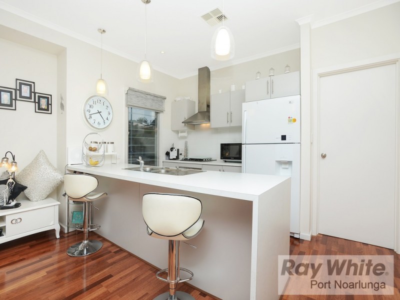 2 River Road, Port Noarlunga SA 5167