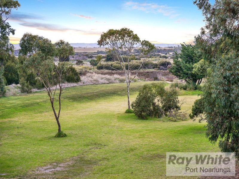 2 River Road, Port Noarlunga SA 5167