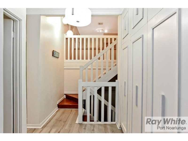 26 Bathurst Avenue, Moana SA 5169