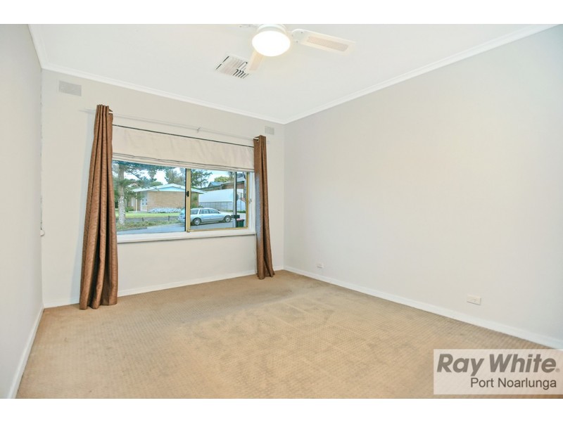 26 Bathurst Avenue, Moana SA 5169