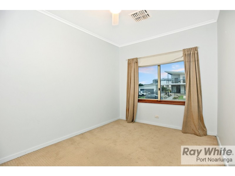 26 Bathurst Avenue, Moana SA 5169