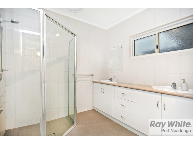 26 Bathurst Avenue, Moana SA 5169