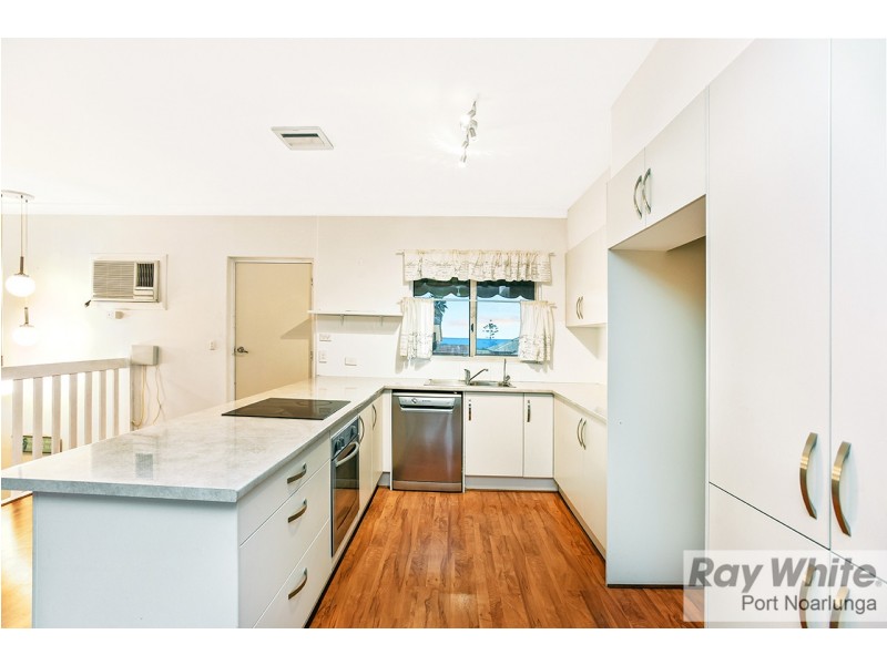 26 Bathurst Avenue, Moana SA 5169