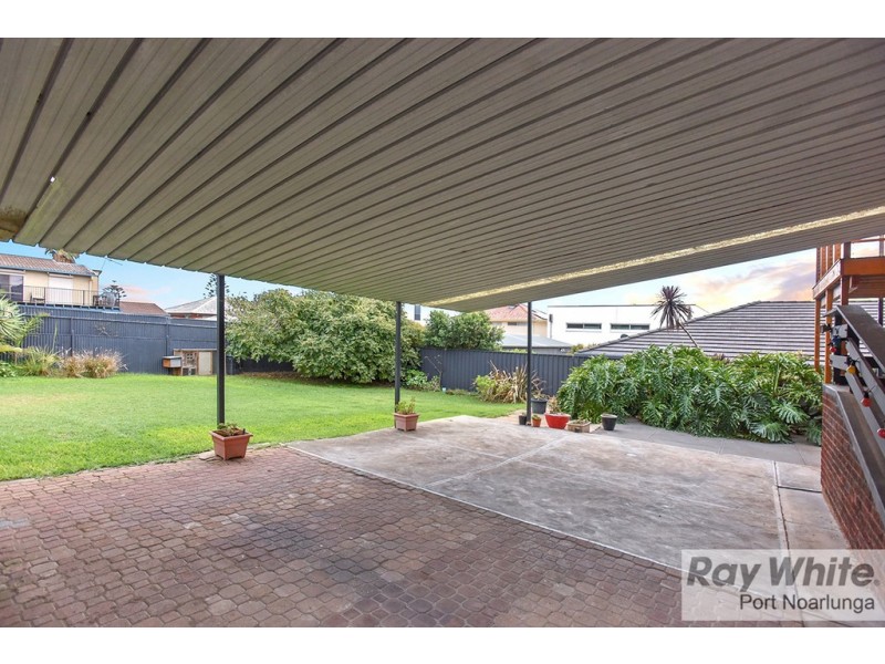 26 Bathurst Avenue, Moana SA 5169