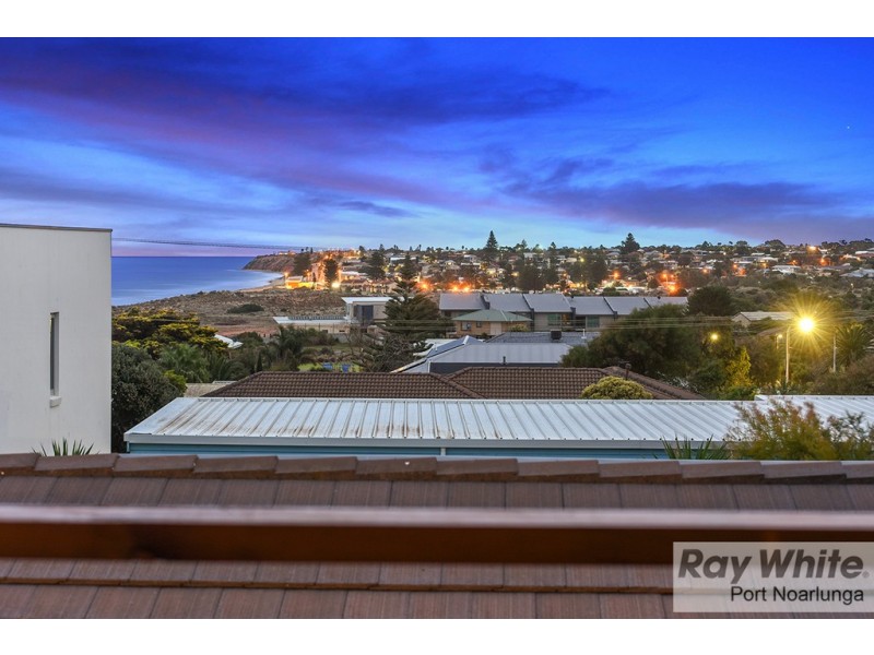 26 Bathurst Avenue, Moana SA 5169