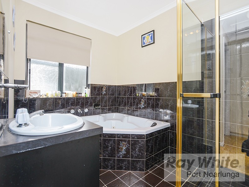 13 Flotilla Street, Seaford SA 5169