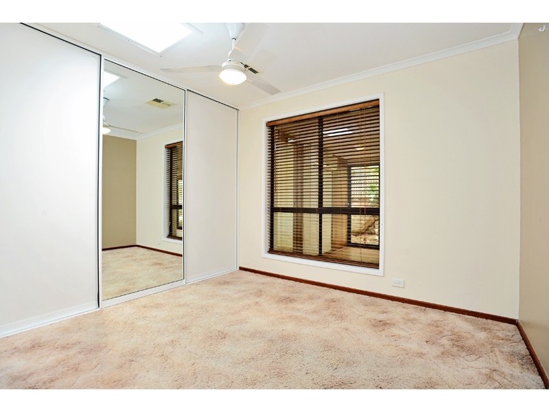 15 O’Halloran Lane, Hackham SA 5163