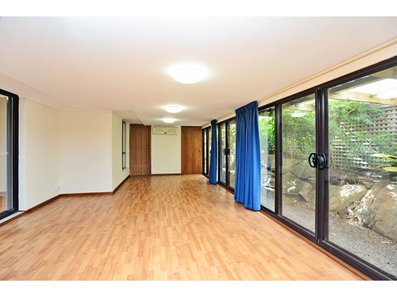 15 O’Halloran Lane, Hackham SA 5163