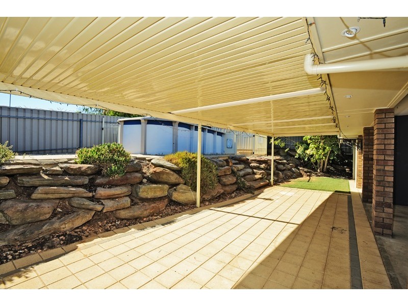 15 O’Halloran Lane, Hackham SA 5163