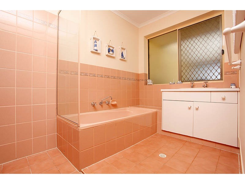 30 Dressage Avenue, Woodcroft SA 5162