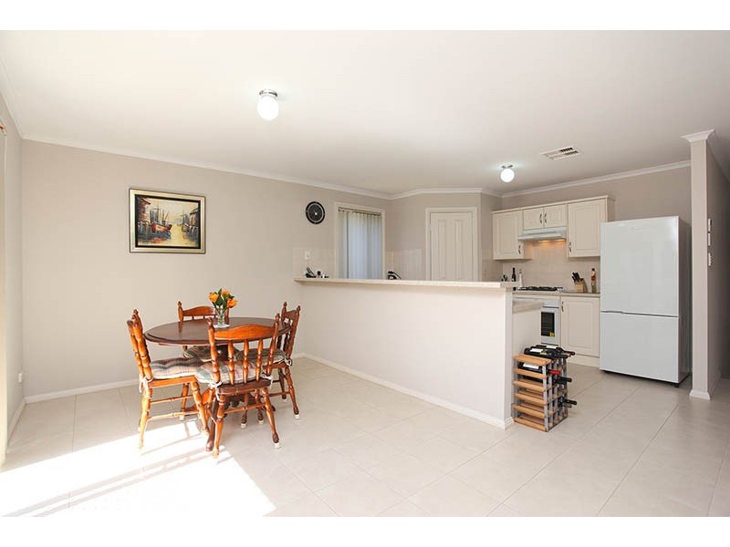 2 Antonio Street, Huntfield Heights SA 5163