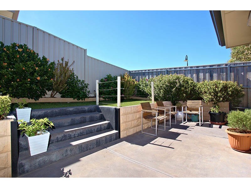 2 Antonio Street, Huntfield Heights SA 5163