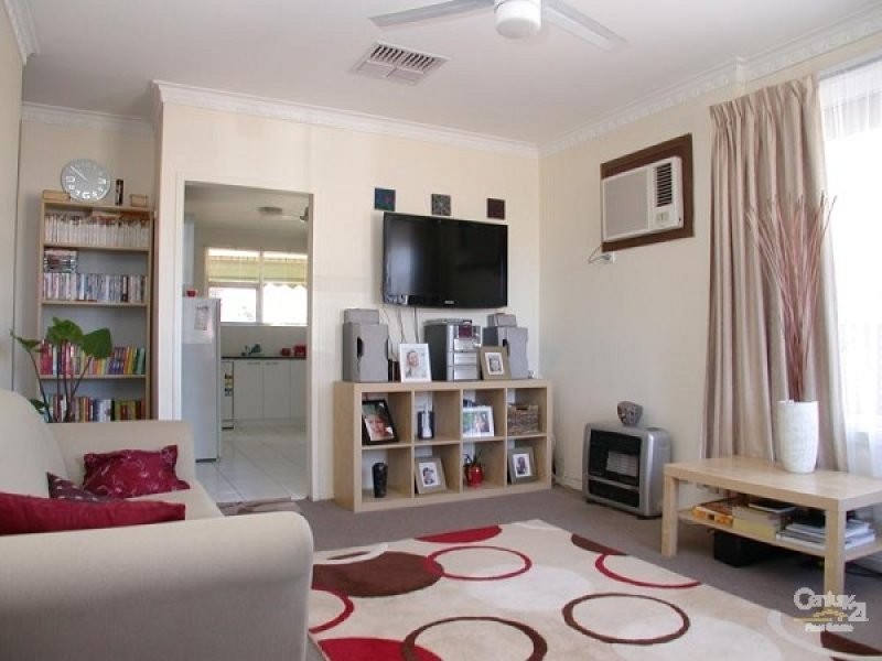 Unit 2, 4 Fletcher Drive, Christies Beach SA 5165