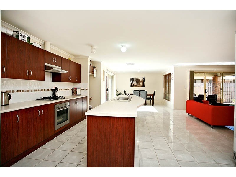 10 Kingston Circuit, Seaford Rise SA 5169