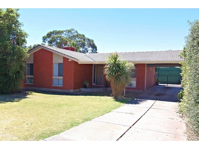 15 Matison Road, Morphett Vale SA 5162