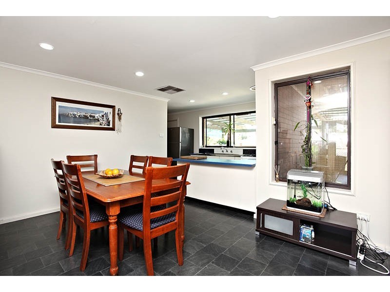 15 Matison Road, Morphett Vale SA 5162