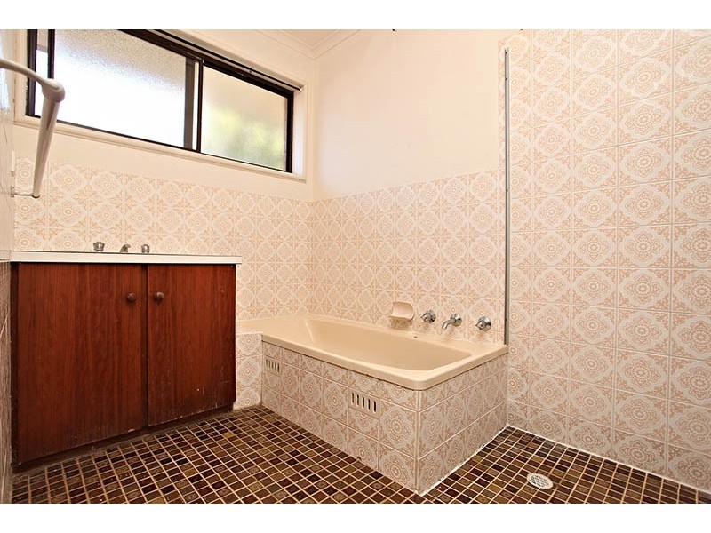 15 Matison Road, Morphett Vale SA 5162