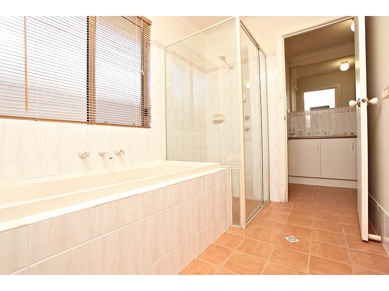 7 Steve Lane, Woodcroft SA 5162