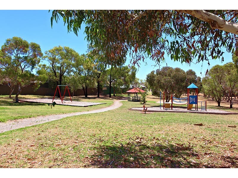 40 Babbacombe Drive, Moana SA 5169