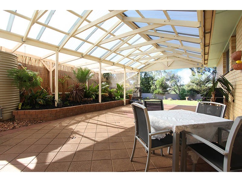 8 Winchley Way, Huntfield Heights SA 5163