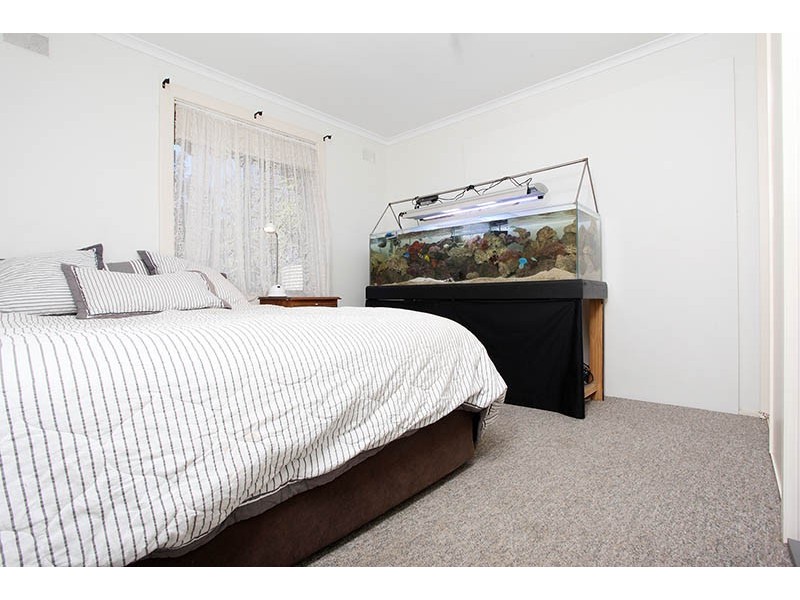 8 Winchley Way, Huntfield Heights SA 5163