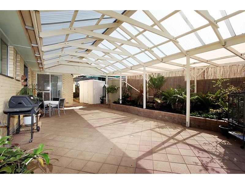 8 Winchley Way, Huntfield Heights SA 5163