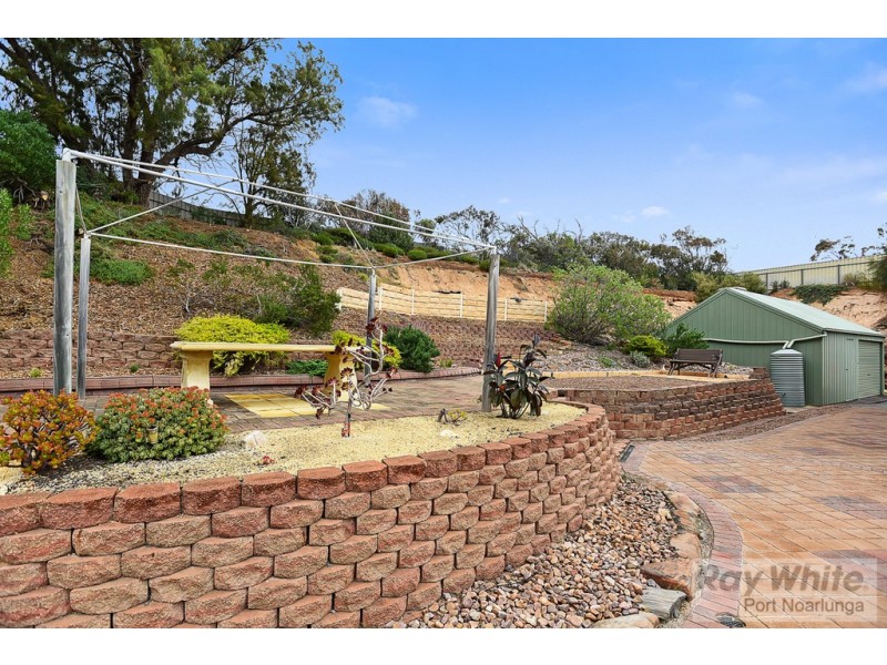 6 Sunset Court, O’sullivan Beach SA 5166