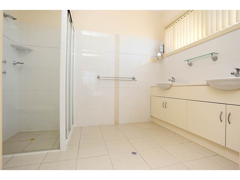 4A Geoffrey Avenue, Port Noarlunga SA 5167