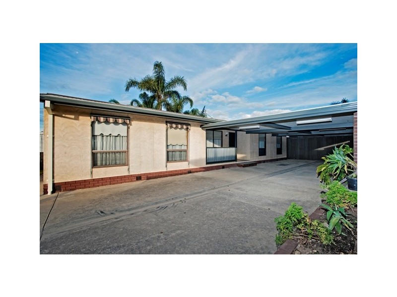 12 Ralphs Avenue, Port Noarlunga SA 5167