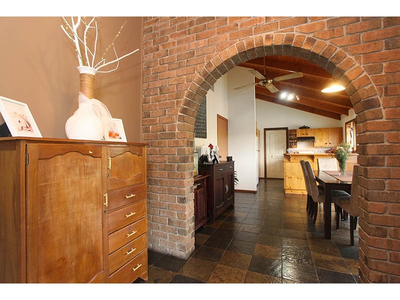 61 Fraser Avenue, Happy Valley SA 5159