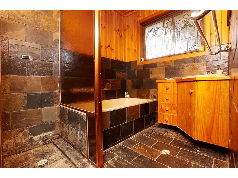 61 Fraser Avenue, Happy Valley SA 5159