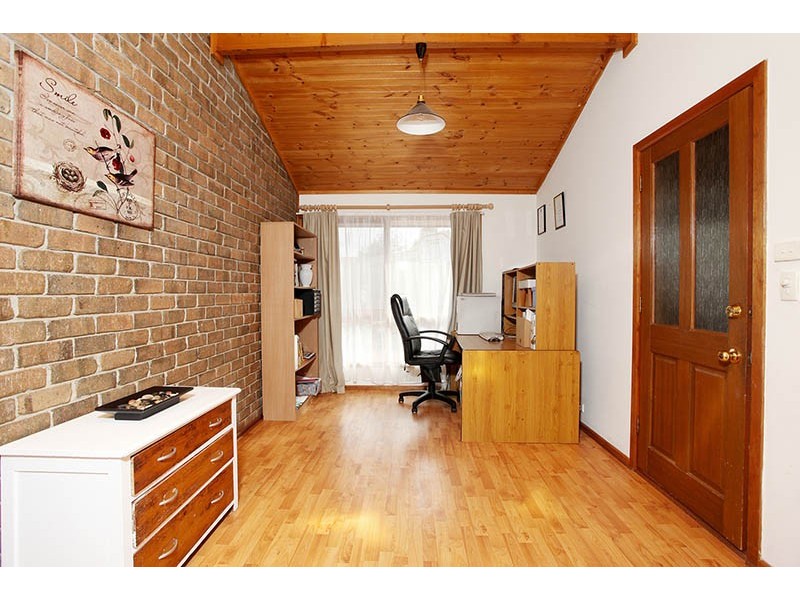 61 Fraser Avenue, Happy Valley SA 5159