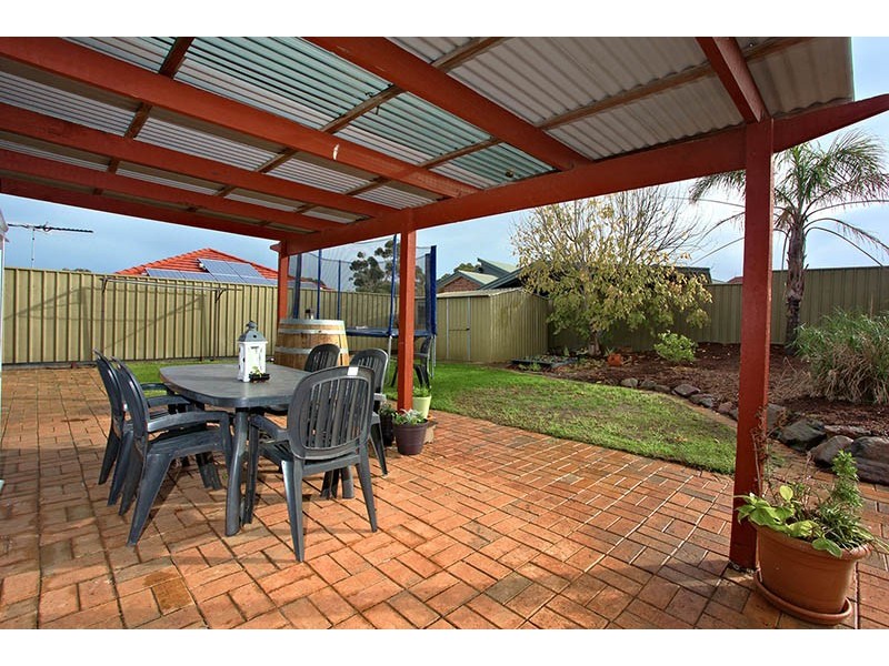 61 Fraser Avenue, Happy Valley SA 5159