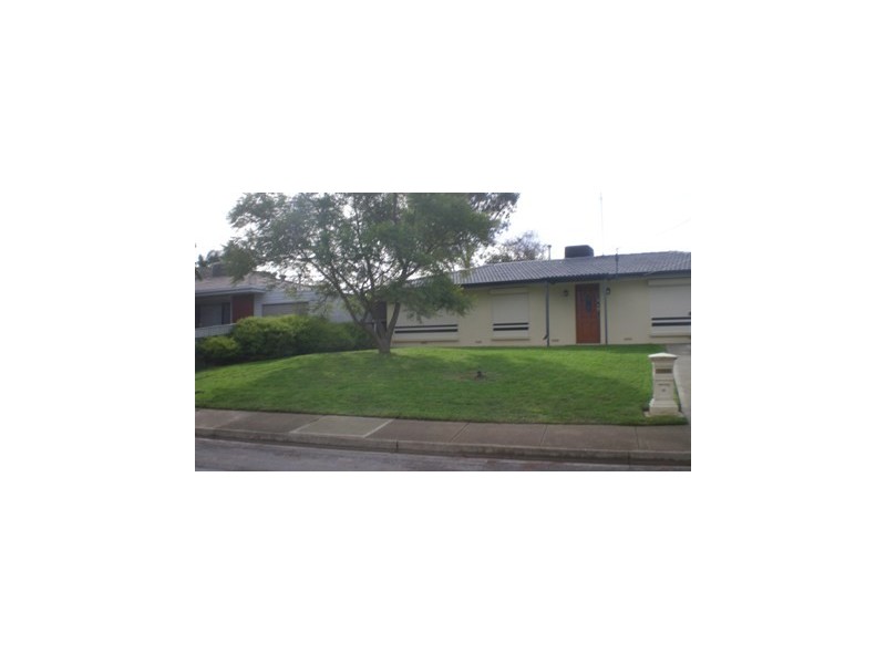 18 Greenloop Crescent, Huntfield Heights SA 5163