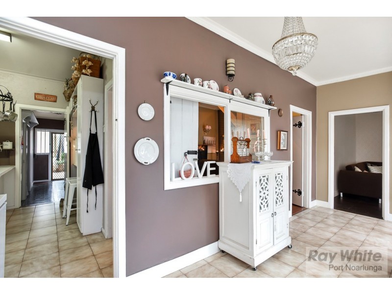 37 Clovelly Avenue, Christies Beach SA 5165