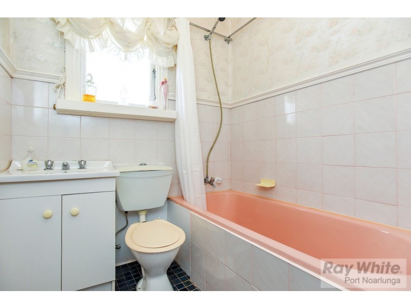 37 Clovelly Avenue, Christies Beach SA 5165