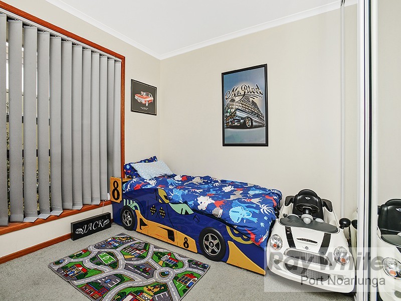 9 Marrington Circuit, Morphett Vale SA 5162