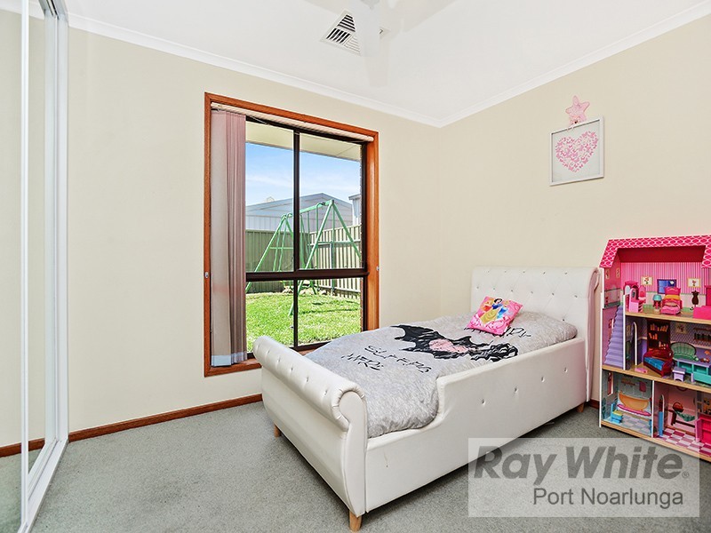 9 Marrington Circuit, Morphett Vale SA 5162