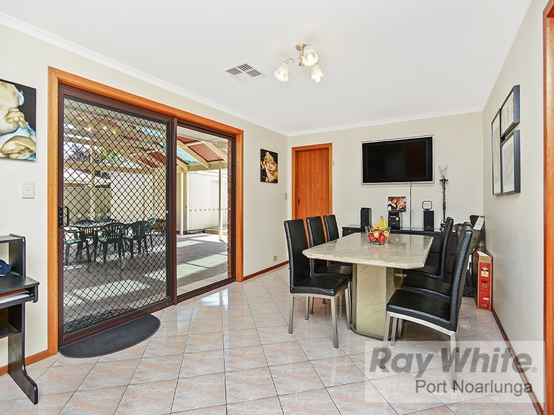 9 Marrington Circuit, Morphett Vale SA 5162