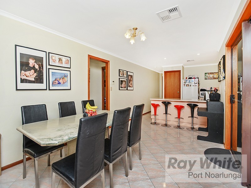 9 Marrington Circuit, Morphett Vale SA 5162