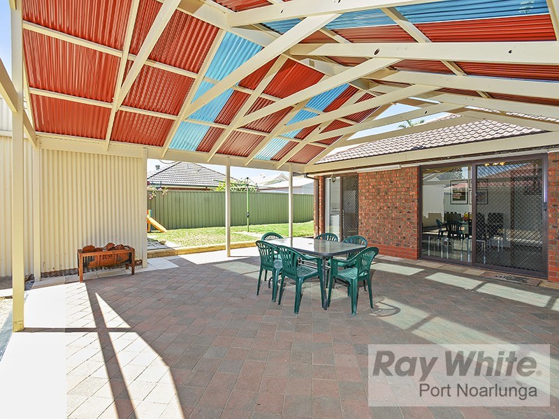 9 Marrington Circuit, Morphett Vale SA 5162