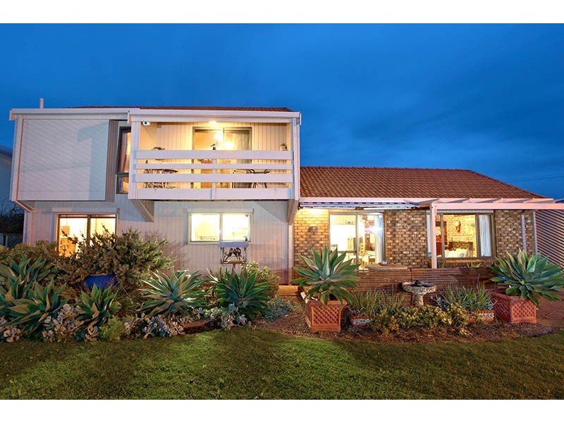 140 Esplanade, Port Noarlunga South SA 5167
