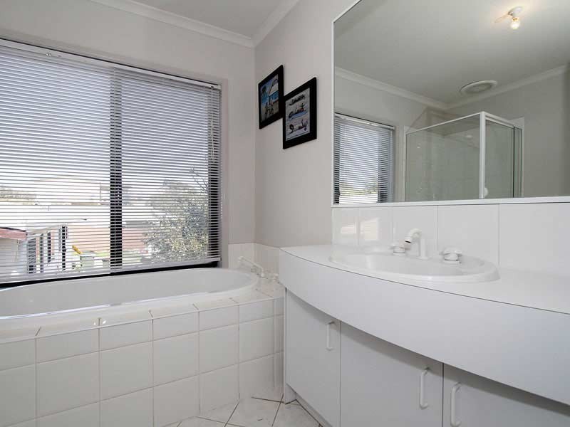 32 Old Coach Road, Maslin Beach SA 5170