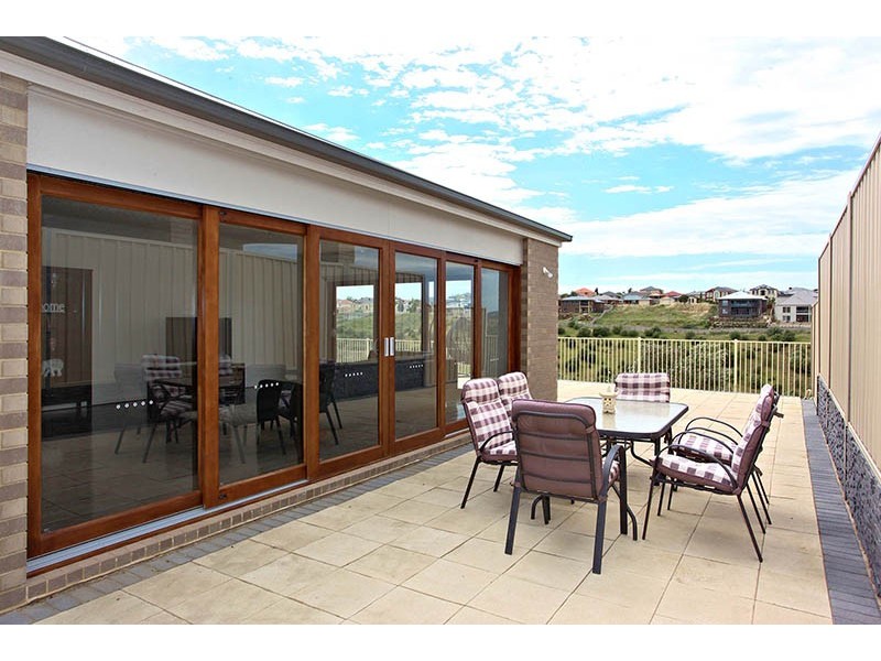 28 Erebus Glen, Hallett Cove SA 5158