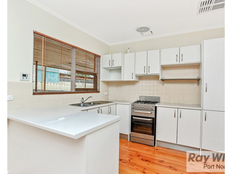 17 Oliver Street, Reynella SA 5161