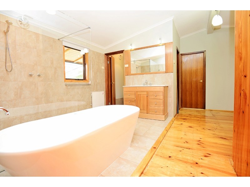 76 Stump Hill Road, Mclaren Vale SA 5171